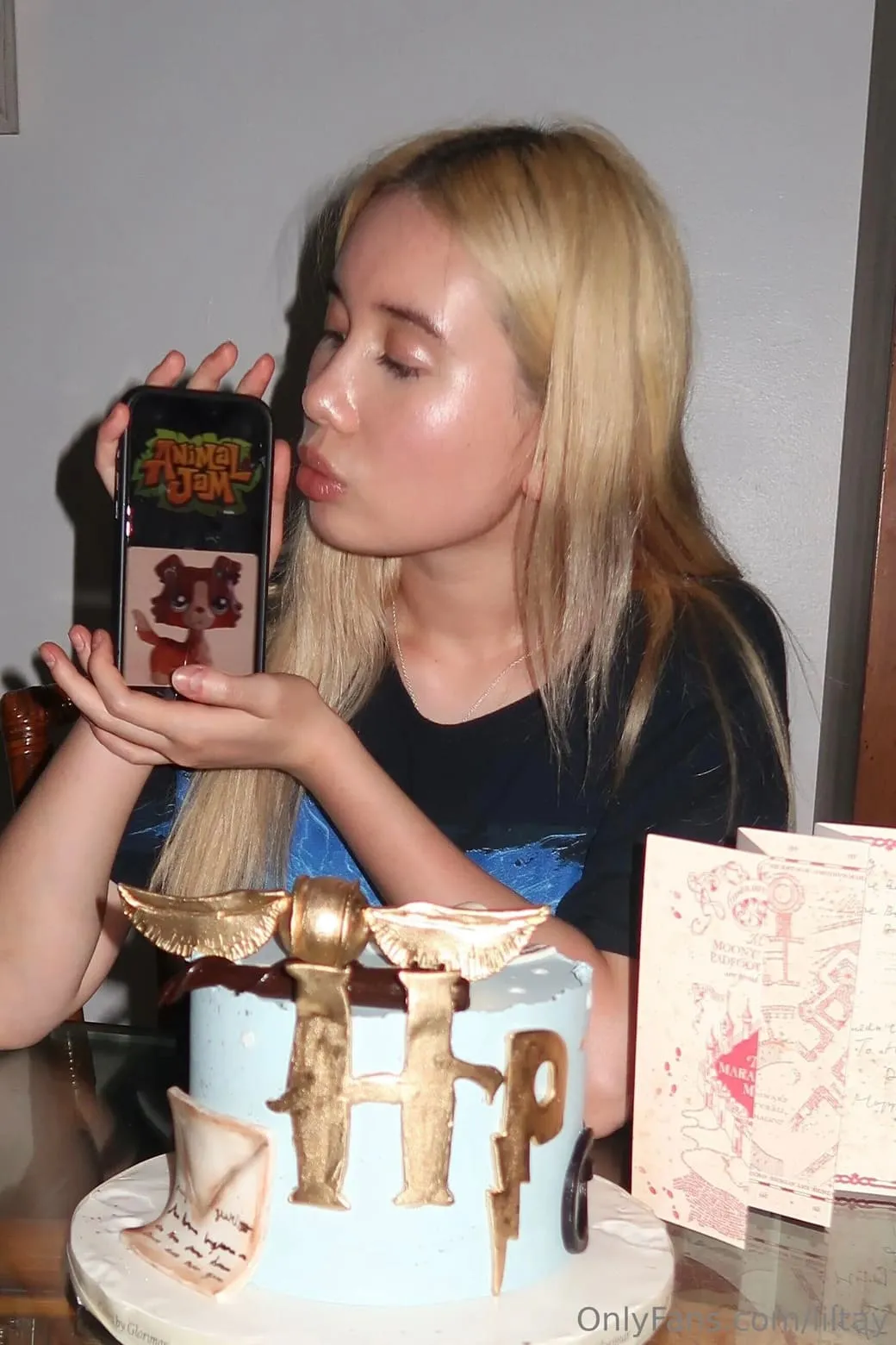 Lil Tay — First Private Content at 18 — photo 30