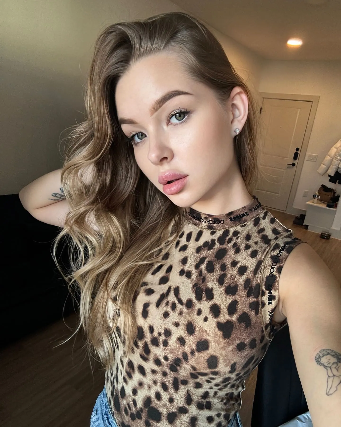 Amlollii — Aesthetic Nude Self-Expression — photo 21