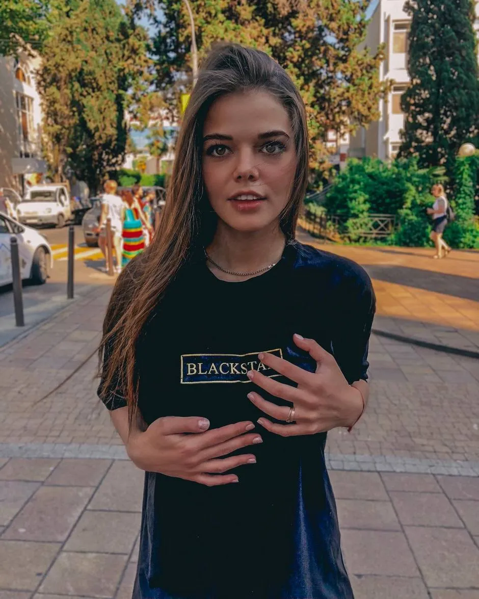 Nastya Manastya — Steamy Leaked Videos and Photos — photo 16