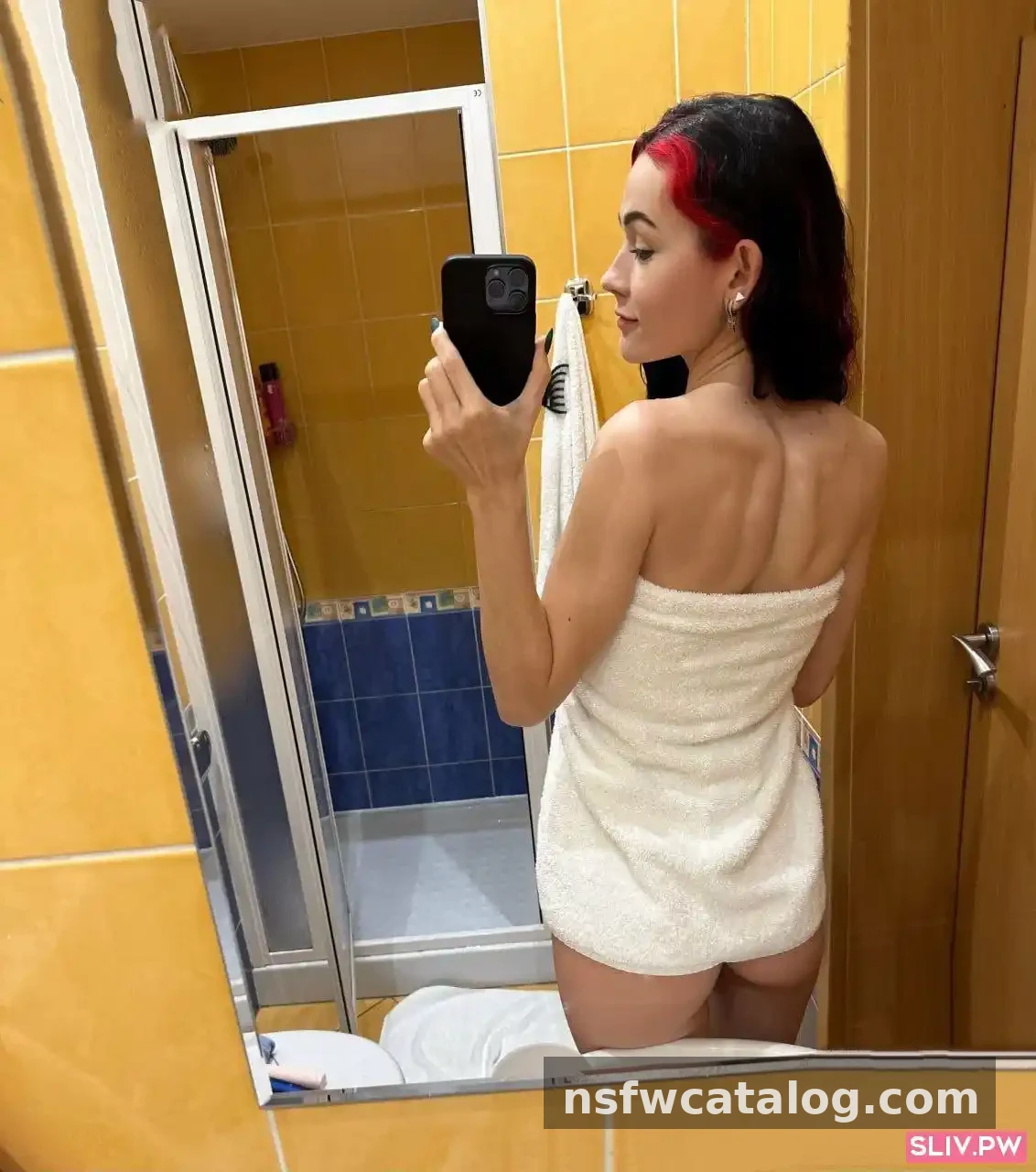 Bulochka — Intimate Moments and Explicit Videos — photo 156