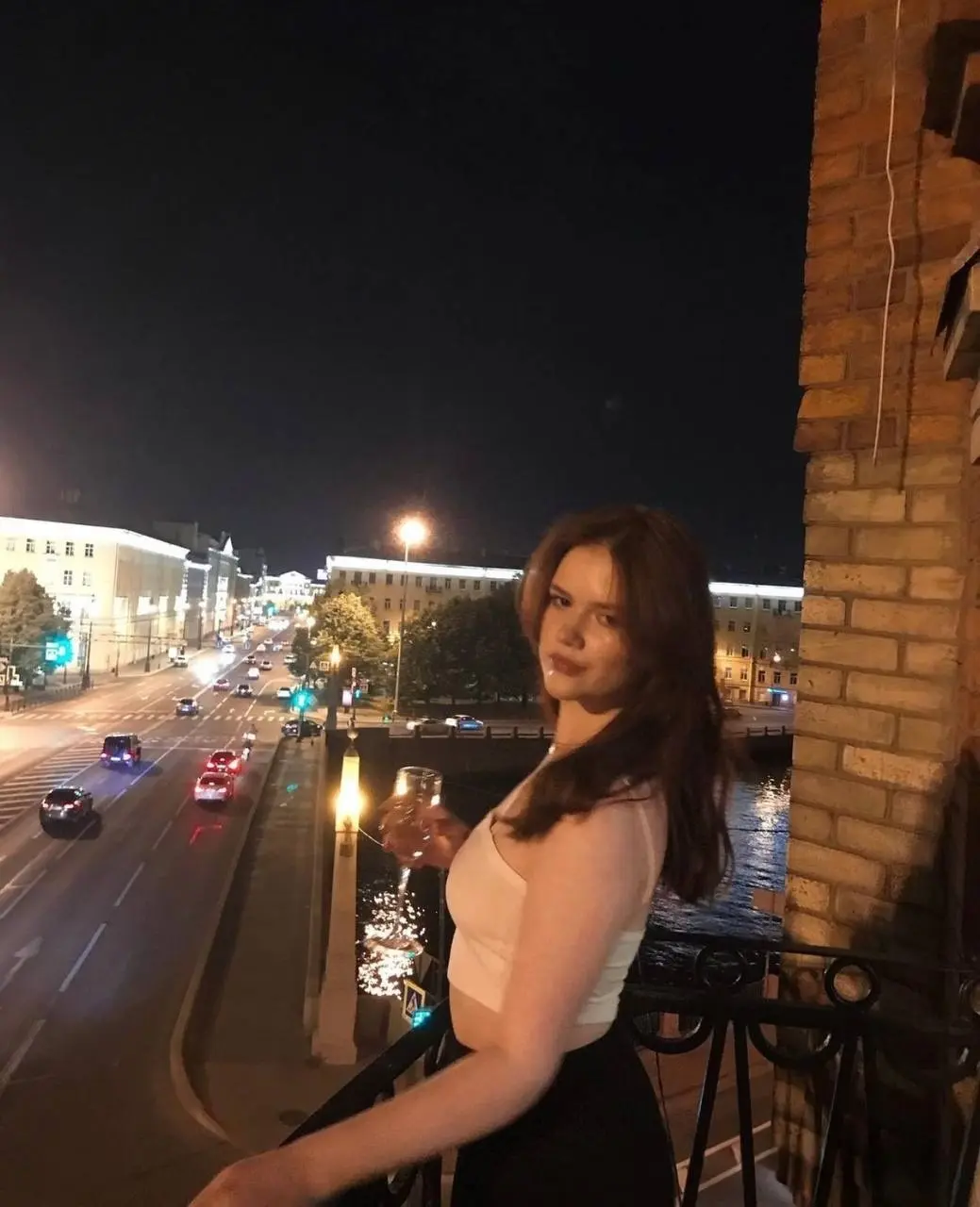 Рыженькая студентка продемонстрировала фигуру — фото 5