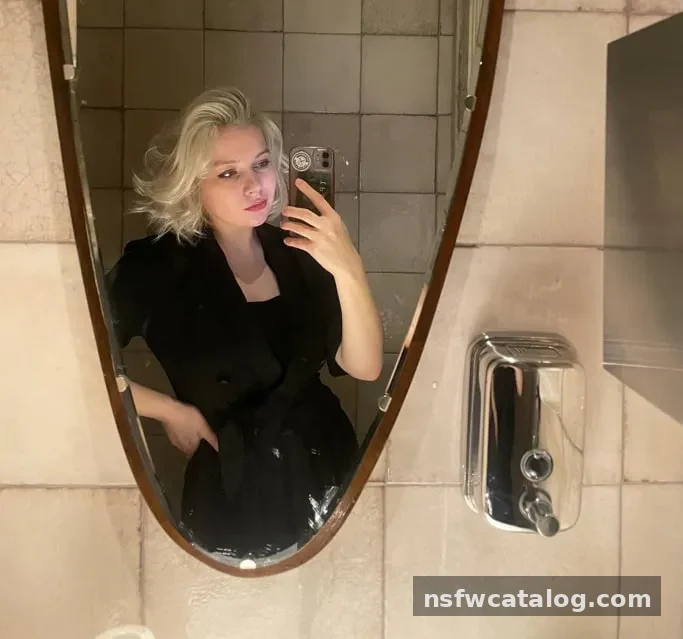 Blonde with Juicy Breasts — Exclusive Private Leak — photo 4