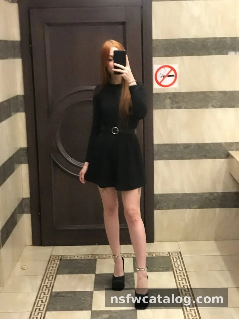 Beautiful Redhead Beauty Bares All — photo 2